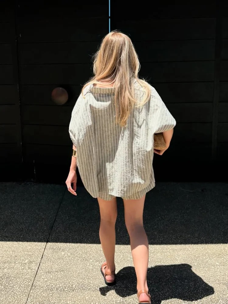 Combinaison Courte Rayée | Tissu Léger Effet Lin | Taille Élastiquée | Silhouette Décontractée