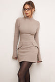 Robe Mini Élégante | Manches Longues | Col Haut
