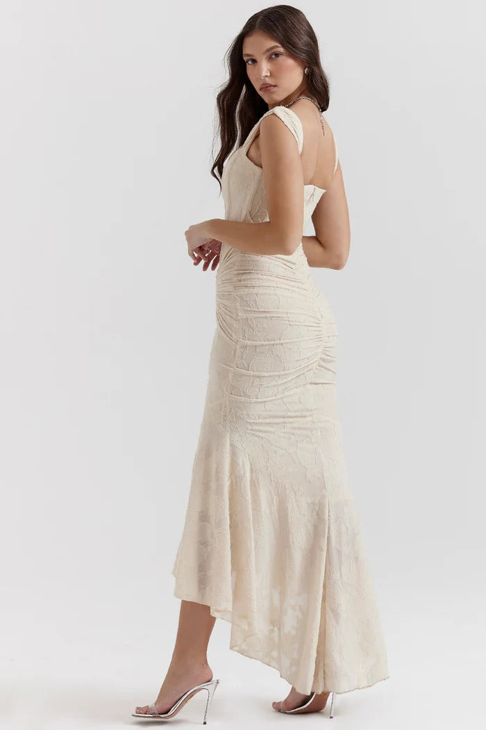 Robe Corset Drapée | Élégance Sculptée | Dentelle Florale Luxueuse