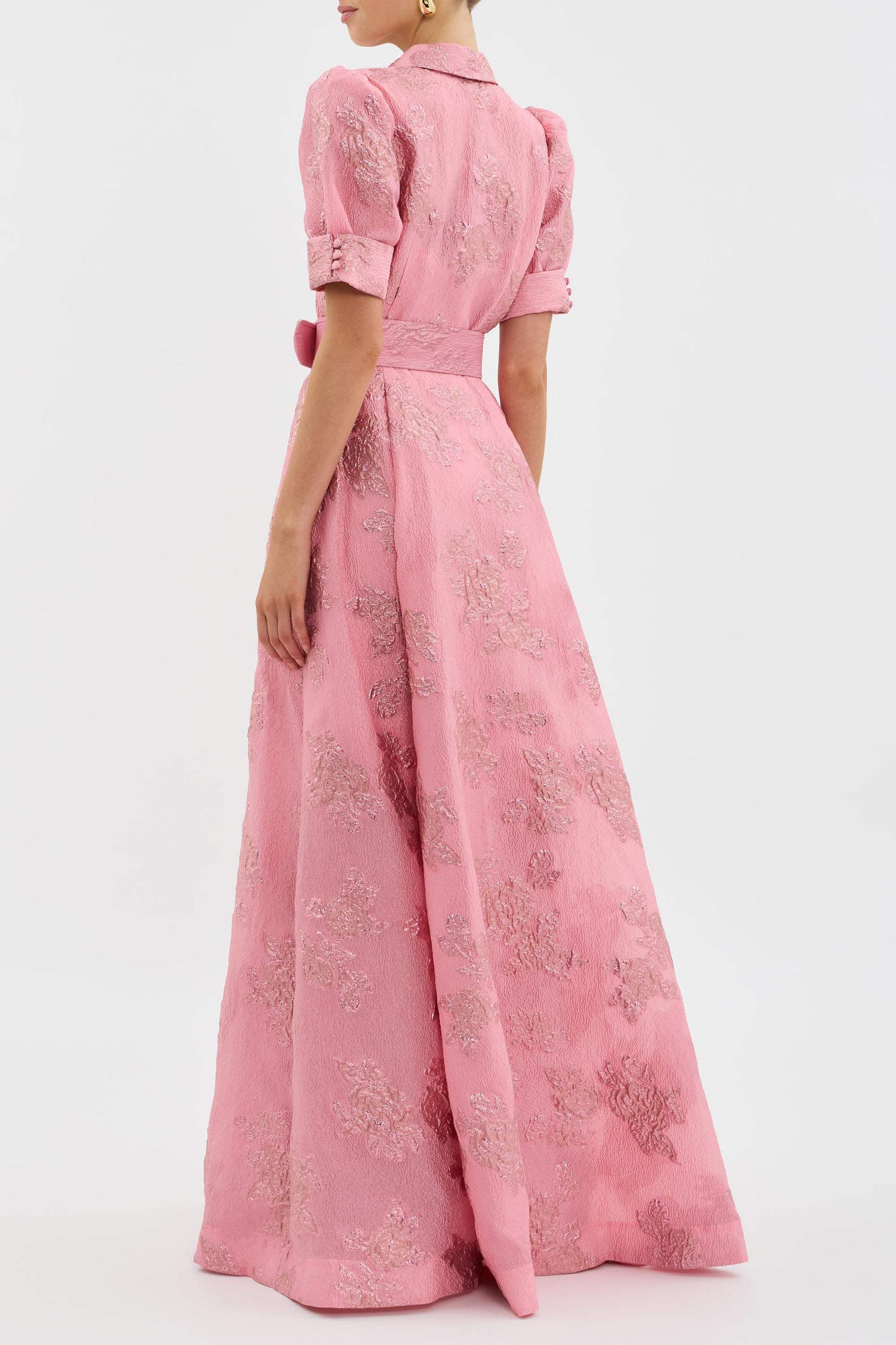Robe Longue Ceinturée Texturée | Élégance Structurée | Finition Florale