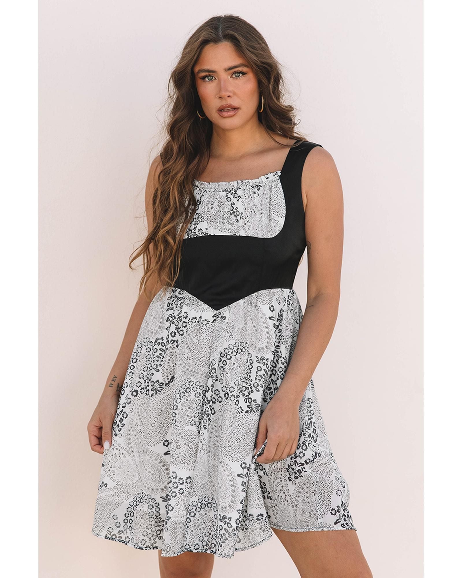Robe Courte à Empiècement Paisley | Coton Mélangé | Bohème et Féminine