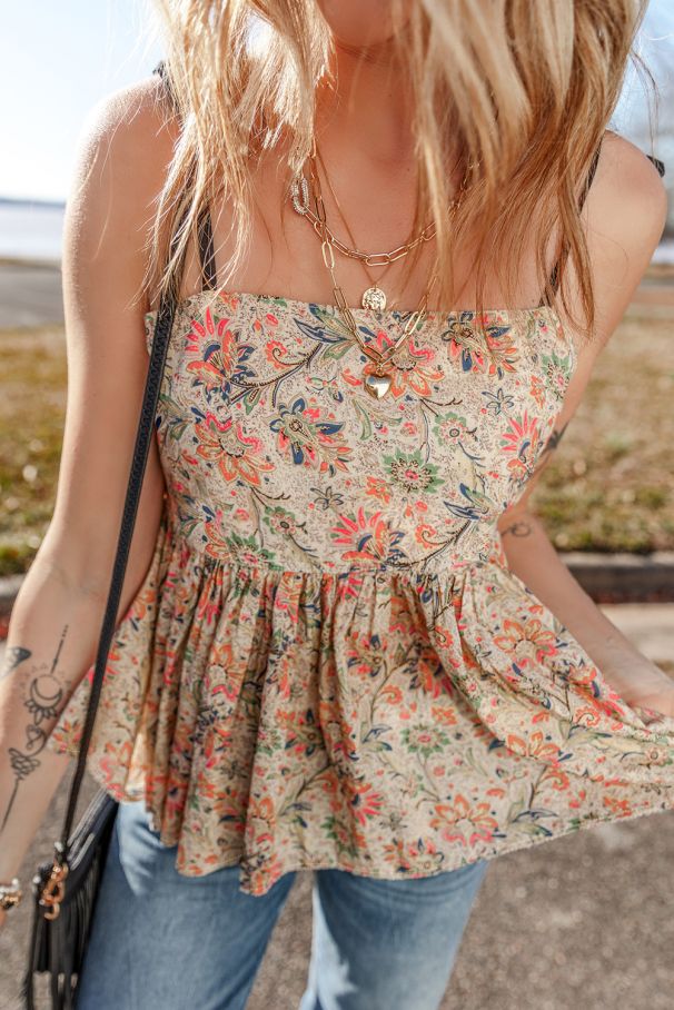 Top Camisole à Volants Fleuri | Romance Bohème | Parfait pour les Journées Ensoleillées et Détentes Estivales